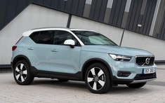 SUV hạng sang Volvo XC40 2020 trình làng với động cơ mạnh mẽ hơn