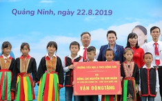 Trẻ em Quảng Ninh đón nhận ngôi trường mới từ Chủ tịch Quốc hội và hơn 71 ngàn ly sữa từ Quỹ sữa Vươn cao Việt Nam