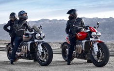 Cruiser thể thao Triumph Rocket III 2019 chính thức ra mắt với hai phiên bản R và GT