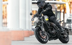 Đánh giá nhanh Benelli Leoncino 250: "Sư tử con" gọn gàng và hiện đại