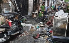 TP. Hồ Chí Minh: Thanh niên chở ga ngã xe, cả con phố bị thiêu rụi