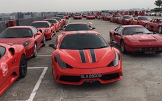 Kỷ niệm 54 năm Quốc khánh Singapore, hơn 54 siêu xe Ferrari từ cổ chí kim tụ tập cùng nhau