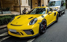Sau tất cả, siêu xe Porsche 911 GT3 RS đời 2019 đầu tiên cập bến tại Việt Nam đã có biển số