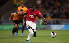 Pogba đá hỏng 11m, MU bị Wolves cầm hòa