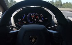 Chứng kiến chiếc Lamborghini Huracan nhanh nhất thế giới gia tốc từ 0-320 km/h chỉ trong 7 giây