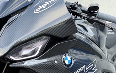 Ngắm "cá mập" thế hệ mới BMW S1000RR 2019 dưới bộ cánh full Carbon tuyệt đỉnh