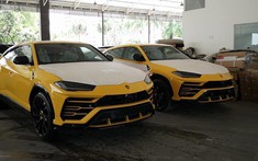 Cặp đôi siêu SUV Lamborghini đồng màu cập bến Campuchia, bỏ xa cuộc chạy đua mua Urus với đại gia Việt