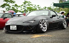 Ngắm diện mạo lạ mắt của chiếc Mazda MX-5 nằm sát mặt đất với bộ la-zăng Nissan 370Z
