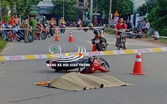 Bình Dương: Người đàn ông bị 2 thanh niên dùng mũ bảo hiểm đánh chết sau va chạm giao thông