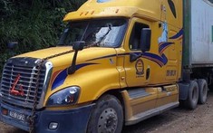 Cao Bằng: Dây xích sắt kéo ô tô bị đứt, văng xuyên kính lái xe container khiến 1 tài xế tử vong