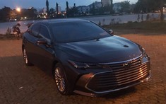Sedan cỡ lớn Toyota Avalon 2019 bất ngờ xuất hiện tại Việt Nam