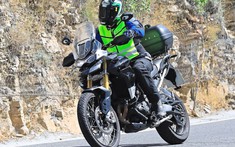 Xe việt dã Triumph Tiger 800 2020 sẽ nhỏ gọn và bắt mắt hơn