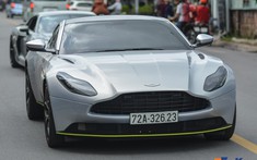 Đoàn siêu xe và xe thể thao của các thành viên Car Passion di chuyển từ Bình Dương lên Đà Lạt
