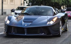 Siêu phẩm Ferrari LaFerrari màu sơn xanh Blu Ahrabian khoe dáng tại Đức