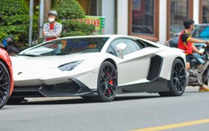 Lamborghini Aventador độ body kit LP720-4 50º Anniversario "du lịch" vào Sài thành