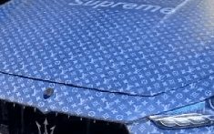 Chủ nhân chiếc Maserati Ghibli này đích thị là fan cuồng của hãng thời trang Louis Vuitton