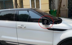 Hà Nội: Range Rover Evoque bị kẻ gian vặt mặt gương, cư dân mạng hỏi bán cho ai?