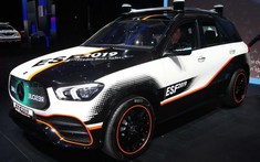 Nhìn ngắm Mercedes-Benz ESF 2019 - Chiếc xe trang bị công nghệ "siêu an toàn" mới ở Frankfurt 2019