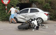 Honda CBR1000RR do biker người Hàn Quốc điều khiển đâm "thủng" Hyundai i10