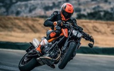 Dòng xe KTM 890 hoàn toàn mới sẽ có 4 mẫu xe khác nhau