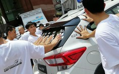 Subaru Palm Challenge - cuộc thi đặt tay lên xe lâu nhất - lần đầu tiên đến Hà Nội