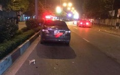 Quảng Ninh: Xe máy "kẹp ba" đi ngược chiều đối đầu ô tô Toyota Corolla Altis, 1 người tử vong