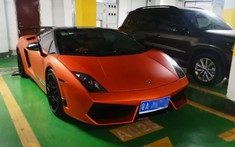 Khoe video đua xe cùng BMW M4, chủ siêu xe Lamborghini bị cảnh sát tịch thu 3 xế "khủng"