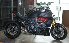 Đánh giá xe Ducati Diavel 1260S 2019 có giá 900 triệu đồng tại Việt Nam