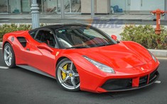 Cận cảnh siêu xe Ferrari 488 GTB từng của Cường "Đô-la" đã được chủ mới thay áo màu đỏ