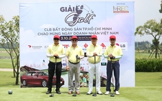 Sôi nổi giải golf HREC