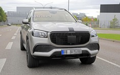 Bắt gặp SUV siêu sang Mercedes-Maybach GLS 2020 gần như "trần trụi" trên đường