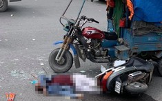 Hà Nội: Tông vào xe ba gác sang đường, người đàn ông đi xe máy thiệt mạng