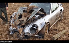 Đây là bộ dạng tan nát của chiếc Porsche 911 độ gần 1.800 mã lực sau khi va chạm ở tốc độ 145 km/h