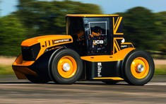 JCB Fastrac Two - "Siêu máy cầy" nhanh nhất thế giới với tốc độ kỷ lục 218,73 km/h