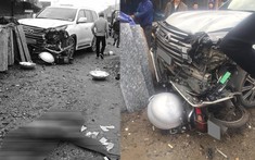 Hà Nội: Tai nạn giao thông giữa Lexus LX570 và xe máy khiến một phụ nữ tử vong tại chỗ