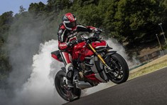 Ducati Streetfighter V4 2020 đạt danh hiệu "Hoa khôi" tại triển lãm EICMA 2019