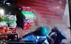 Video người phụ nữ đi xe máy thoát chết may mắn trong vụ xe đầu kéo rơi thùng container tại Bình Phước