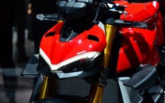 Ducati Streetfighter V4 2020 chốt giá 690 triệu đồng cho thị trường châu Á