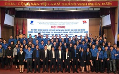 Đoàn Thanh niên VNPT nhận cờ thi đua xuất sắc 2019