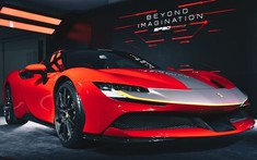 Siêu phẩm hybrid Ferrari SF90 Stradale lần đầu đến Hồng Kông với giá "thách cưới" hơn 22 tỷ đồng