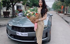 "Soái ca" Quảng Ninh tặng vợ quà giáng sinh là Chevrolet Camaro RS mui trần hơn 3 tỷ đồng