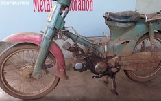 Mãn nhãn với quá trình hồi sinh Honda Super Cub C50 40 năm tuổi thành xe "đập thùng"