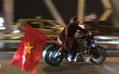 Mang xe phân khối lớn nẹt pô "đi bão" chúc mừng chiến thắng của U22 Việt Nam: Ăn mừng hay "trẻ trâu"?