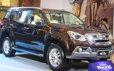 Hy vọng thoát ế, Isuzu mu-X được giảm giá tới 80 triệu đồng trong tháng cuối cùng của năm