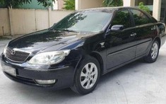Sau gần 20 năm phục vụ, loạt xe công Toyota Camry “về hưu” với mức giá từ 186 triệu đồng