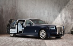 Diện kiến Rolls-Royce Phantom "Hoa Hồng" với hơn 1 triệu mũi thêu cực kỳ công