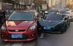 Trung Quốc: Sự thật tin đồn chủ McLaren 720S bỏ ra hơn 460 triệu đồng mua hẳn chiếc Ford sau tai nạn