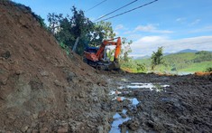 Thủ tướng yêu cầu triển khai mọi phương án để tiếp cận, cứu nạn những người còn sống sót