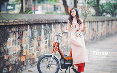 MC Thu Thuỷ mong manh đón Tết Canh Tý 2020 cùng Peugeot 102