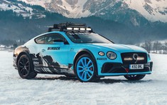 Bentley Ice Race Continental GT - Chiếc xe đua tối thượng trên mặt băng được ra mắt